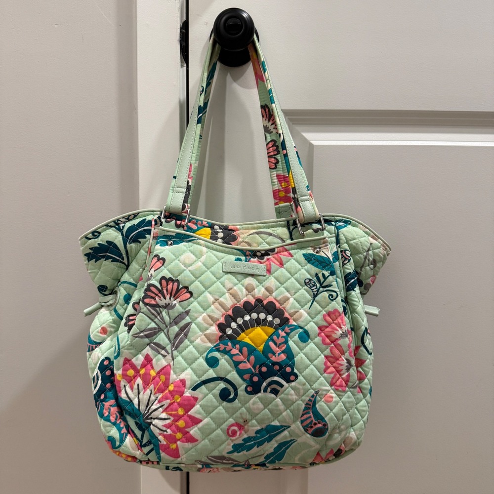 Vera Bradley Glenna Satchel Mint Flowers Quilted Cotton Shoulder Bag Tote